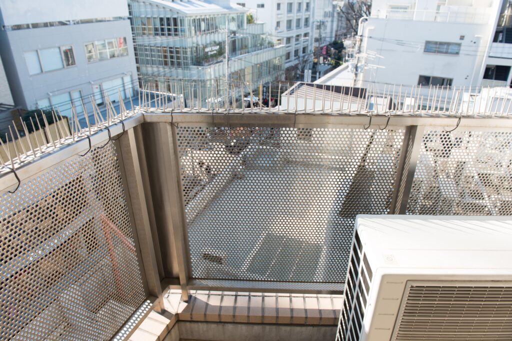 なぜマンションで鳥害対策が必要 なぜマンションで鳥害対策が必要
