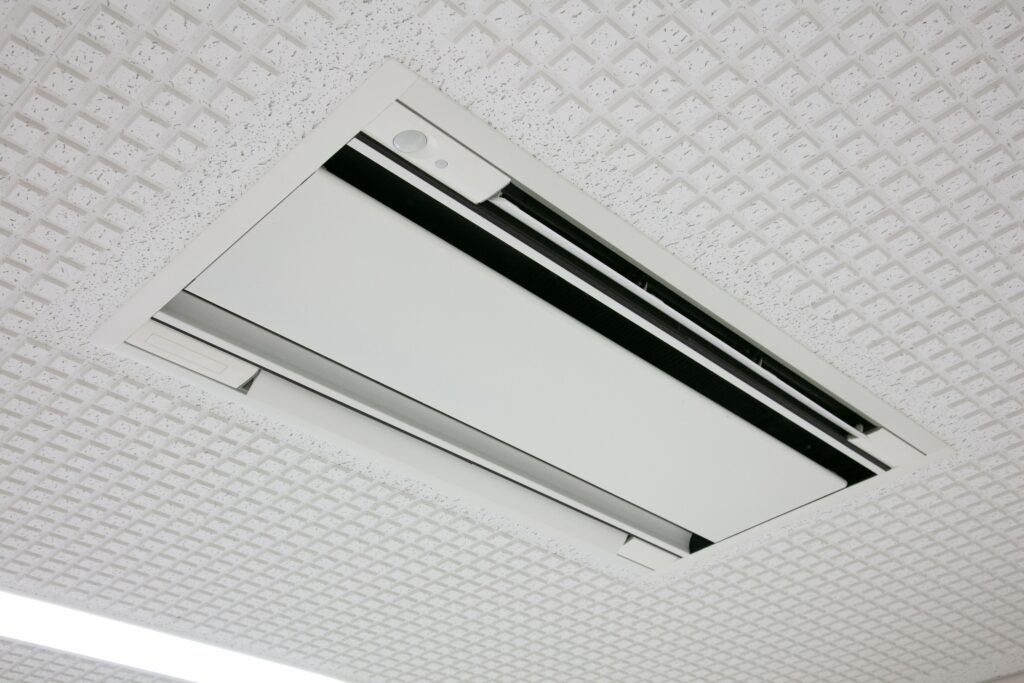 10046_00231_1 エアコンのフィルター掃除の手順