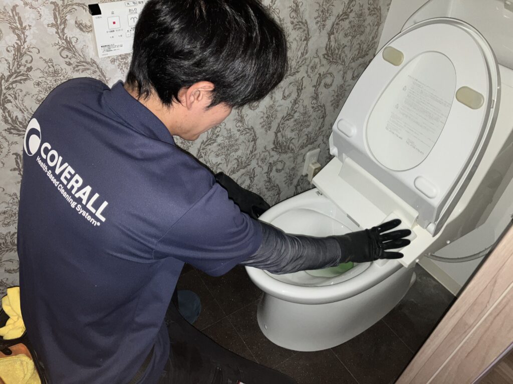 トイレの清掃
