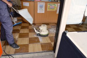 床清掃に用いられるポリッシャーの種類やメリット