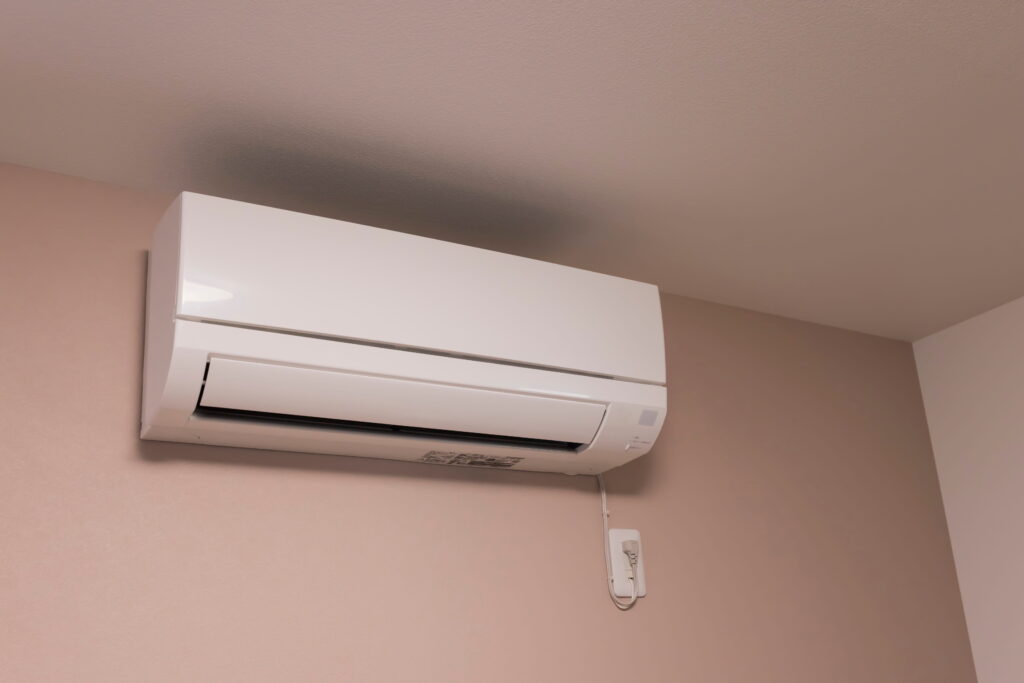 エアコンにゴキブリがいる