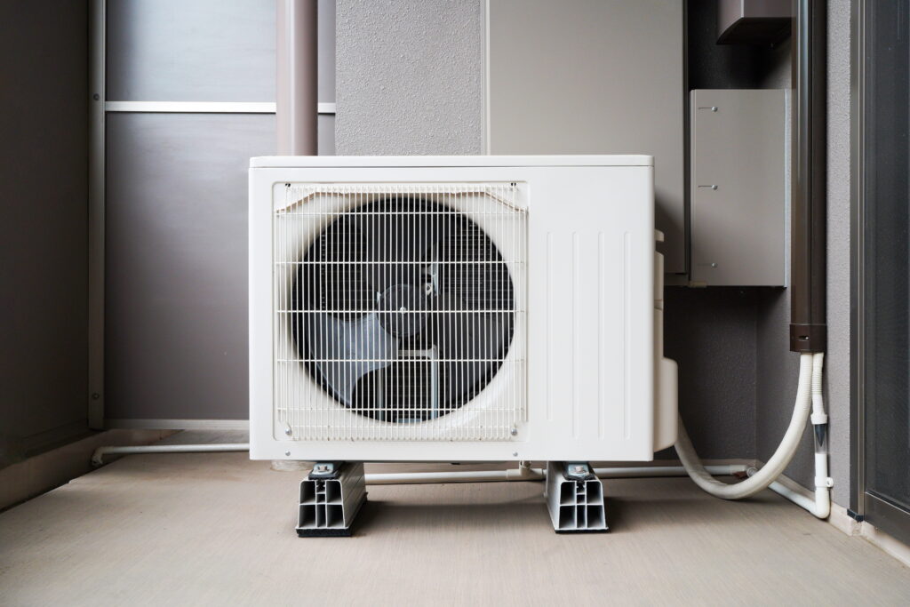 エアコン室外機からゴキブリが侵入