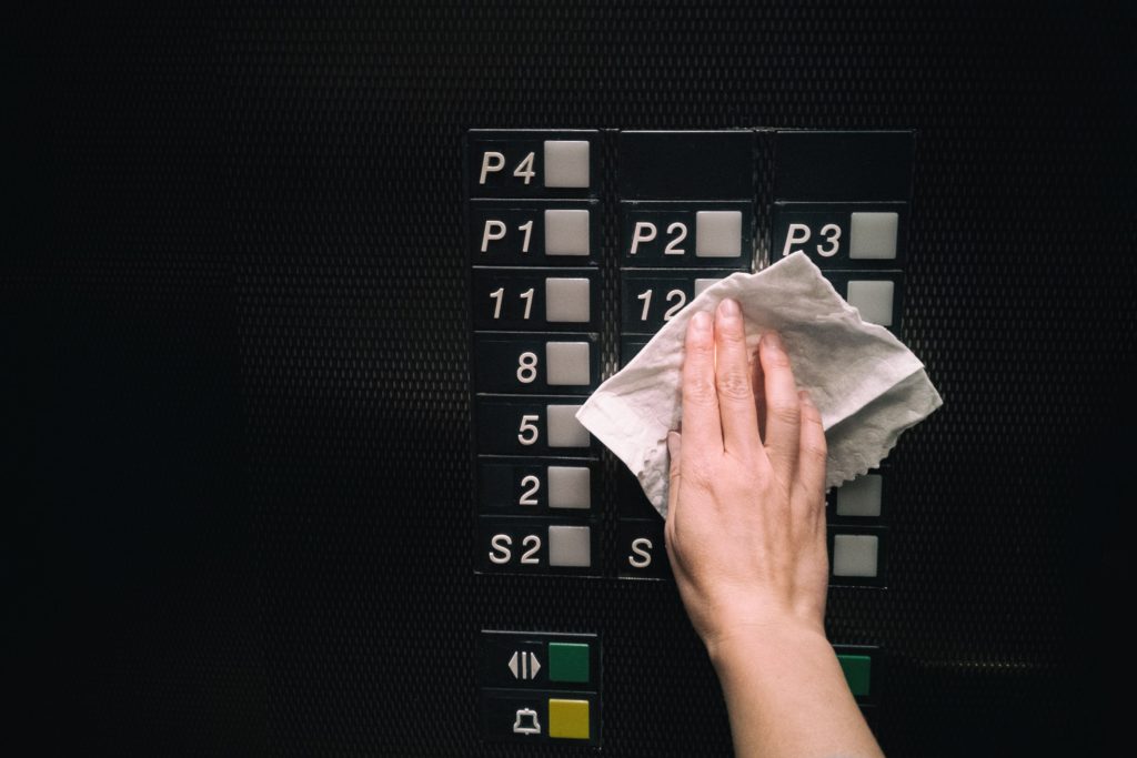 清掃業者の日常清掃