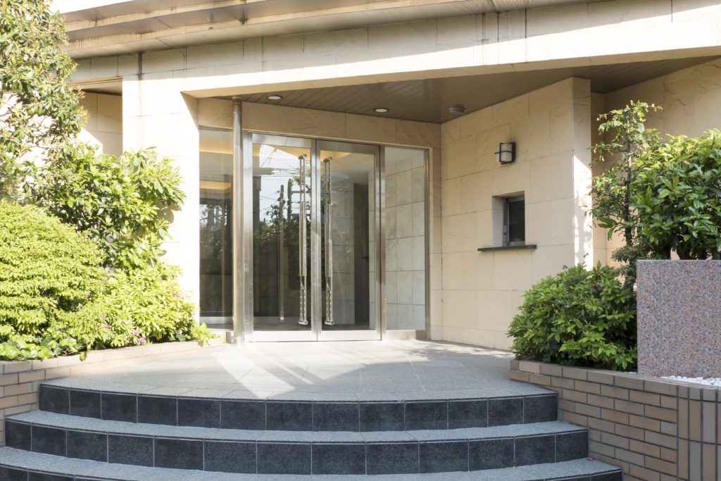 マンションの共用部の清掃