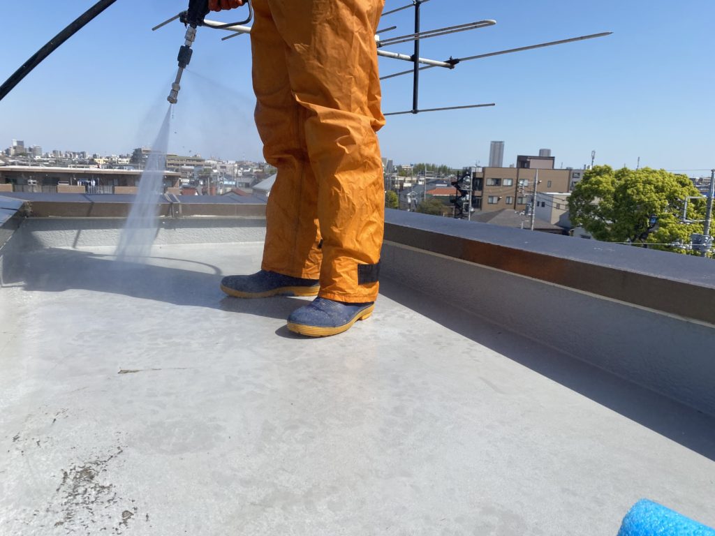 屋上清掃の適切な頻度