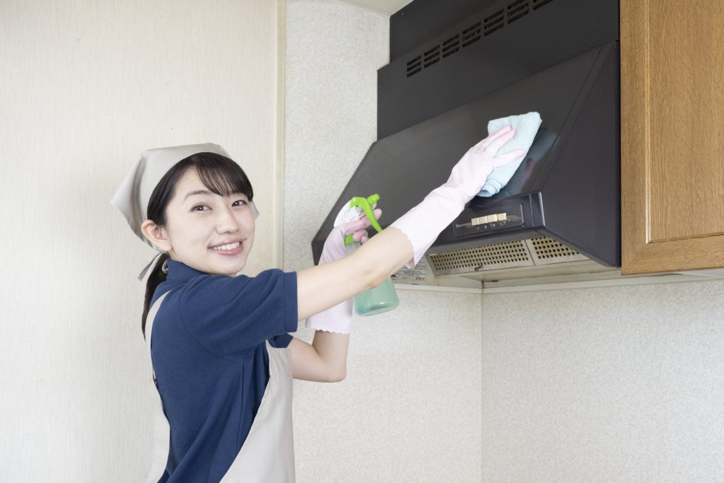 手間がかかる場合は清掃業者に