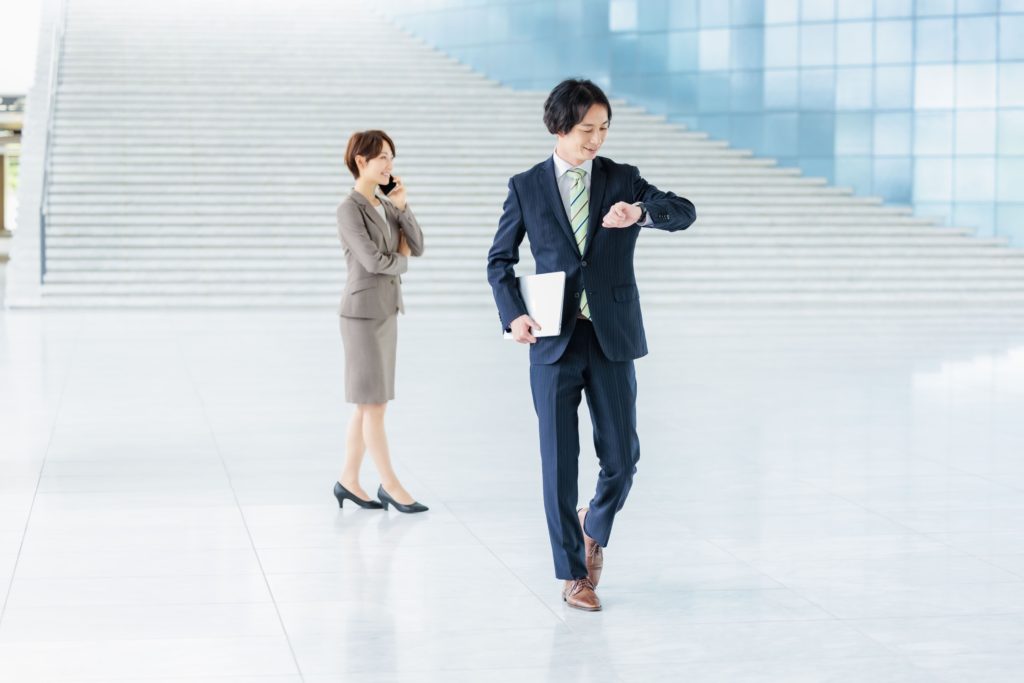 オフィスの玄関掃除の方法