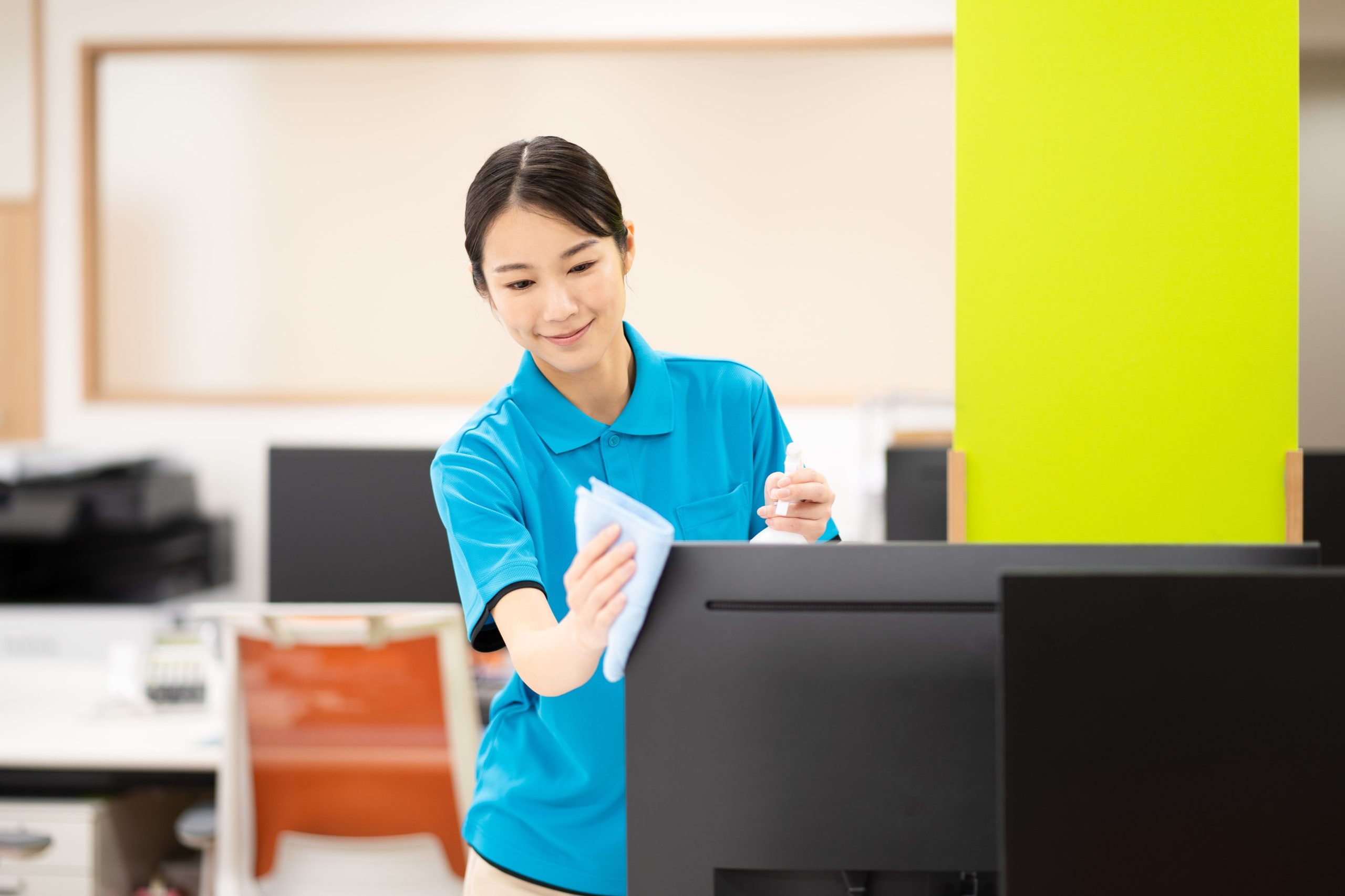 業者が教えるオフィスの正しい除菌方法についてご紹介 | 清掃会社 