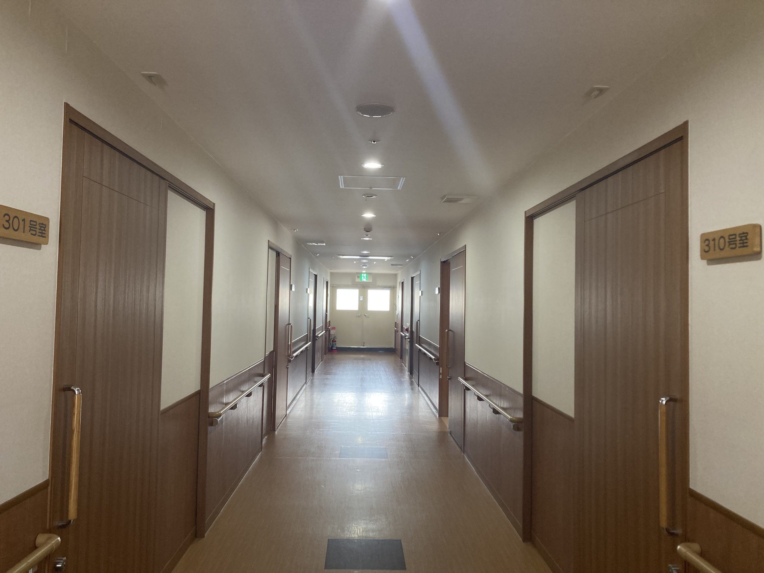 悠友の家 住吉　廊下