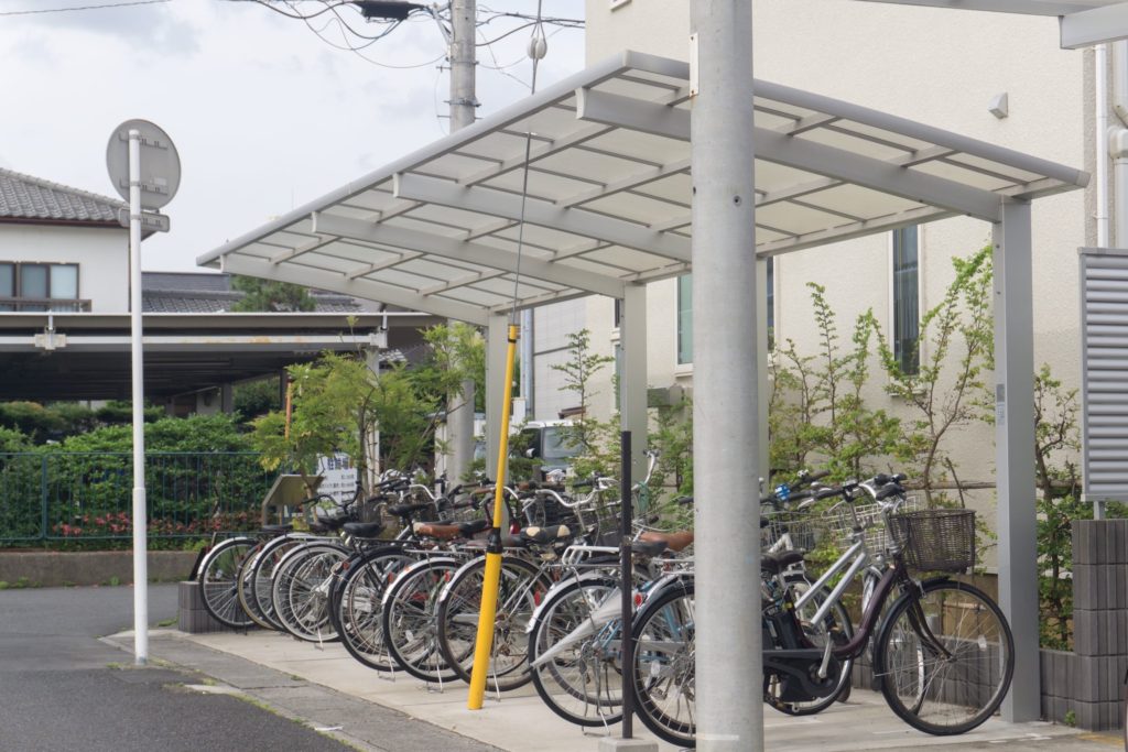 駐輪場でのトラブル 10046_00166_2 マンションの駐輪場の種類や特徴