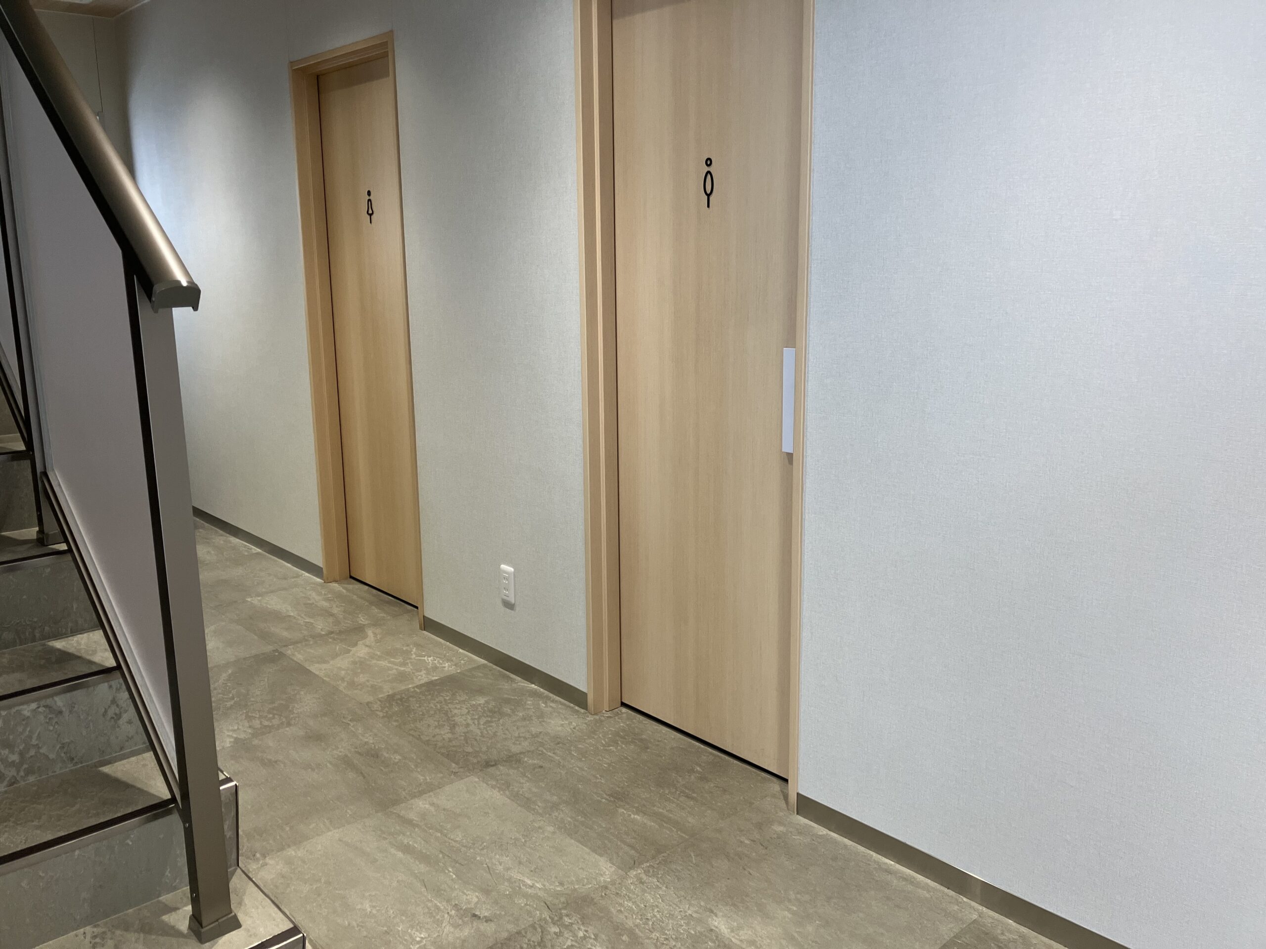 会社共用廊下