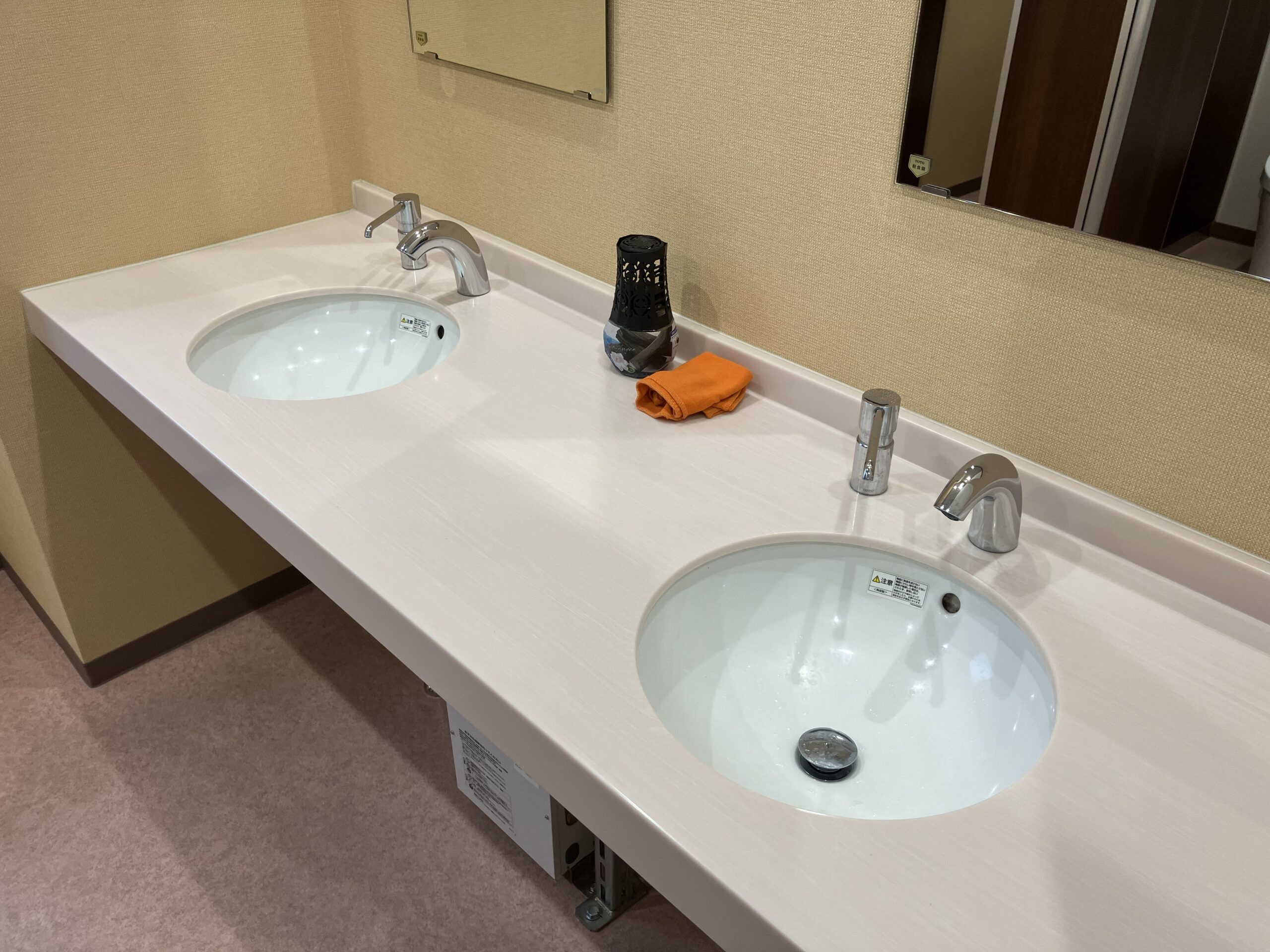 株式会社水田製作所　手洗い場