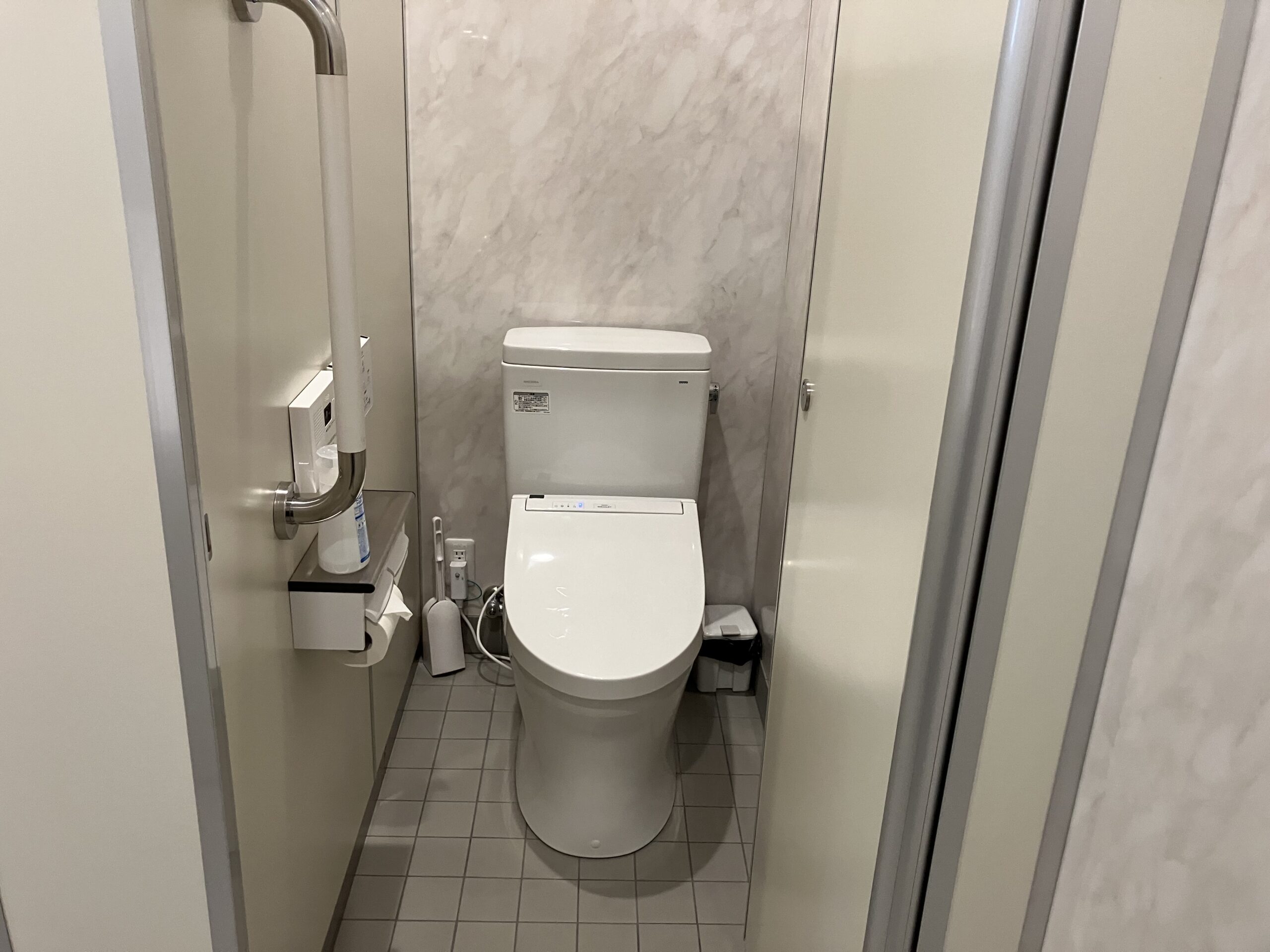 株式会社サラトメーリングセンター　トイレ