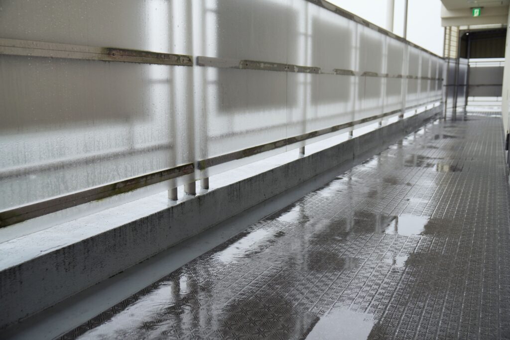 夏本番前に依頼すべき清掃業者