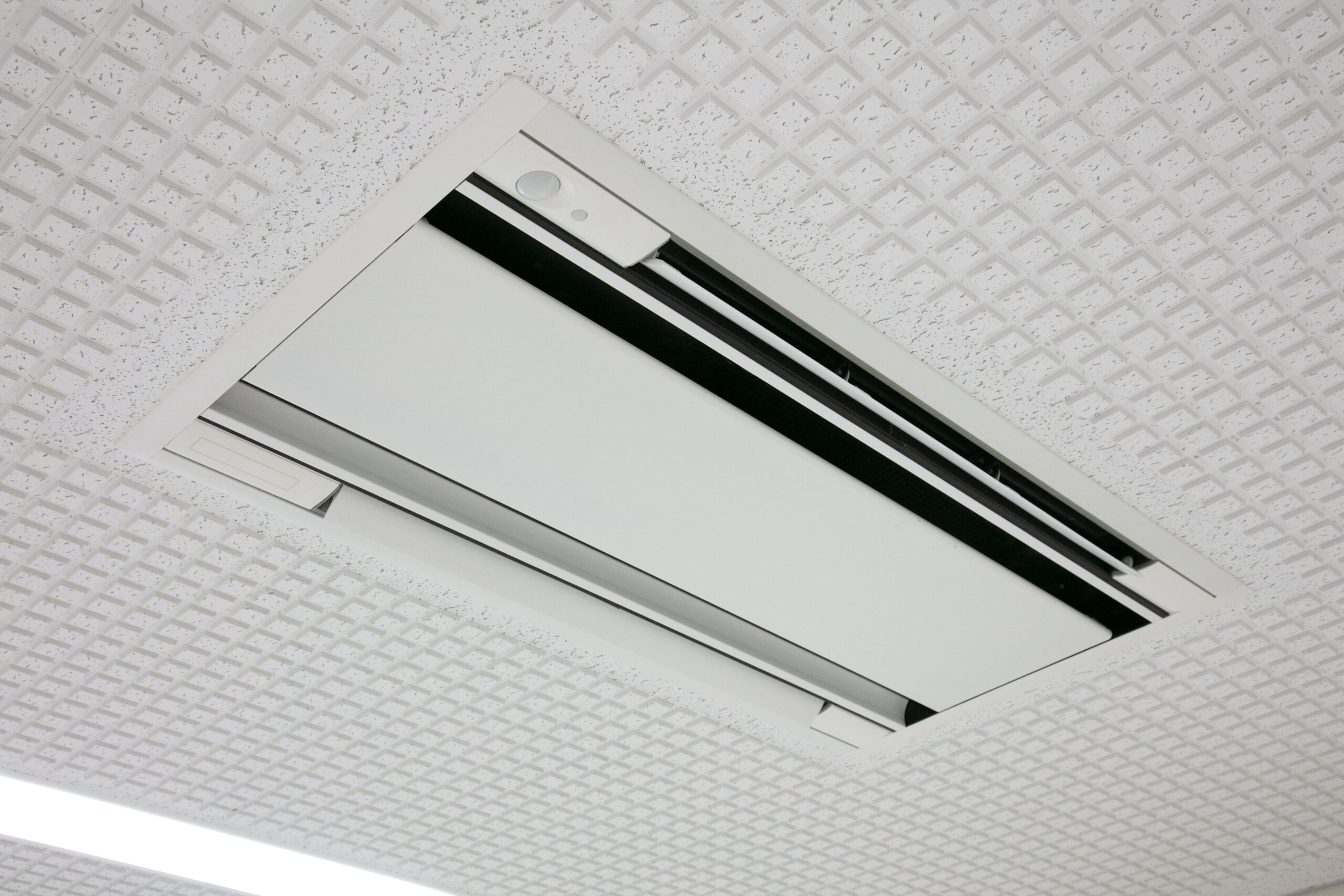 エアコンのフィルター掃除の手順