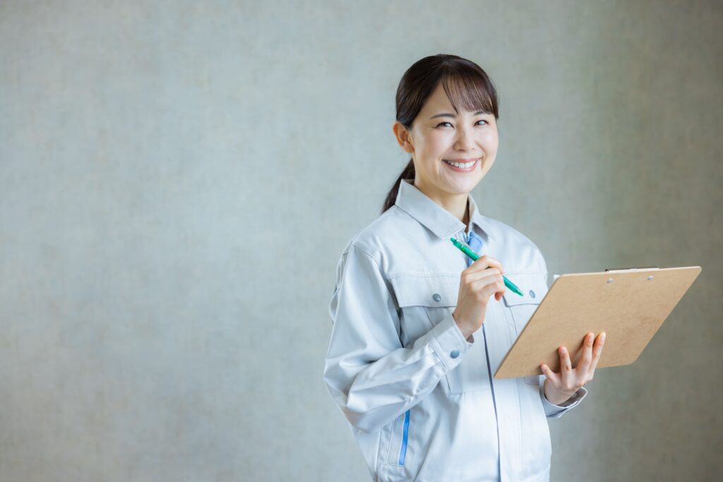 ビルの窓清掃の依頼頻度の目安